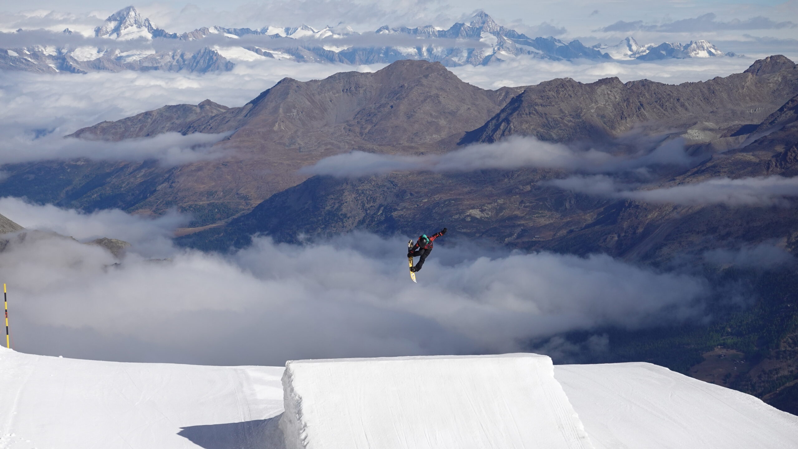 Snowboard Gallery Ski and Snowboard Club Vail